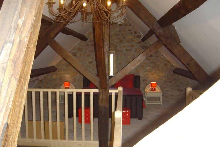 Frederik Dans Un Château En Ardèche in Saint-Prix Ardèche FR, Frankrijk