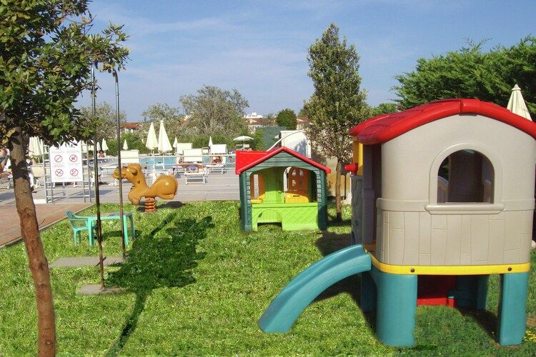 Residence Cleo in Lido Degli Estensi Emilia-Romagna IT, Italië