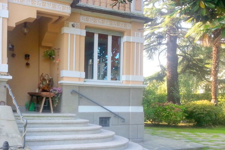 Villa Paola A Lesa in Lesa Italiaanse Meren IT