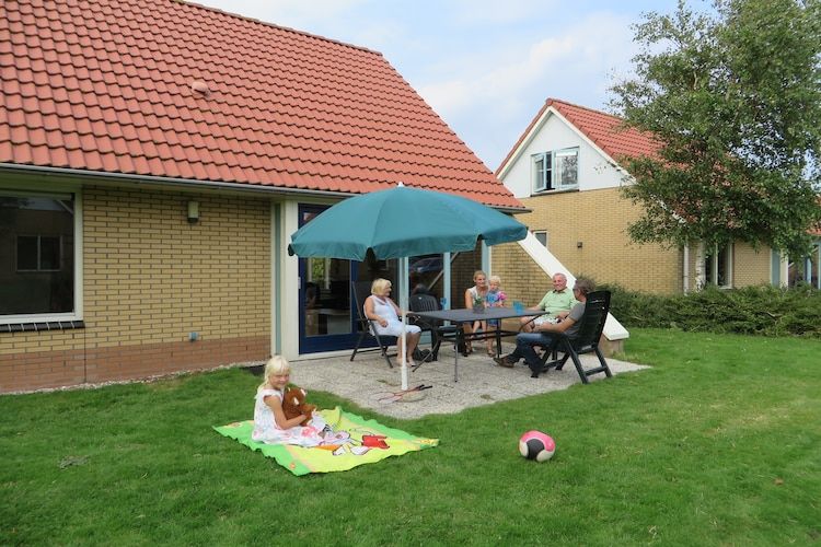 Villavakantiepark IJsselhof in Andijk Noord-Holland, IJsselmeer Nederland, Http://www.bungalowspecials.nl/bungalow/?tt=688_252582_34963_&r=http%3A%2F%2Fwww.bungalowspecials.nl%2Fnederland.html%3Futm_source%3Dtradetracker%26utm_medium%3Daffiliates