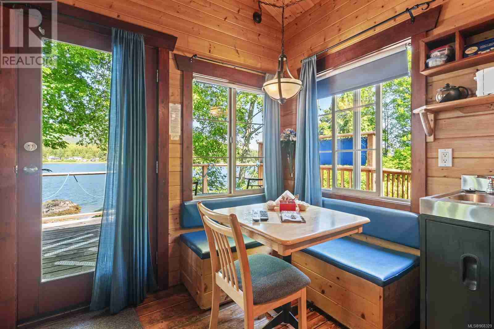 131 Garden St Ucluelet