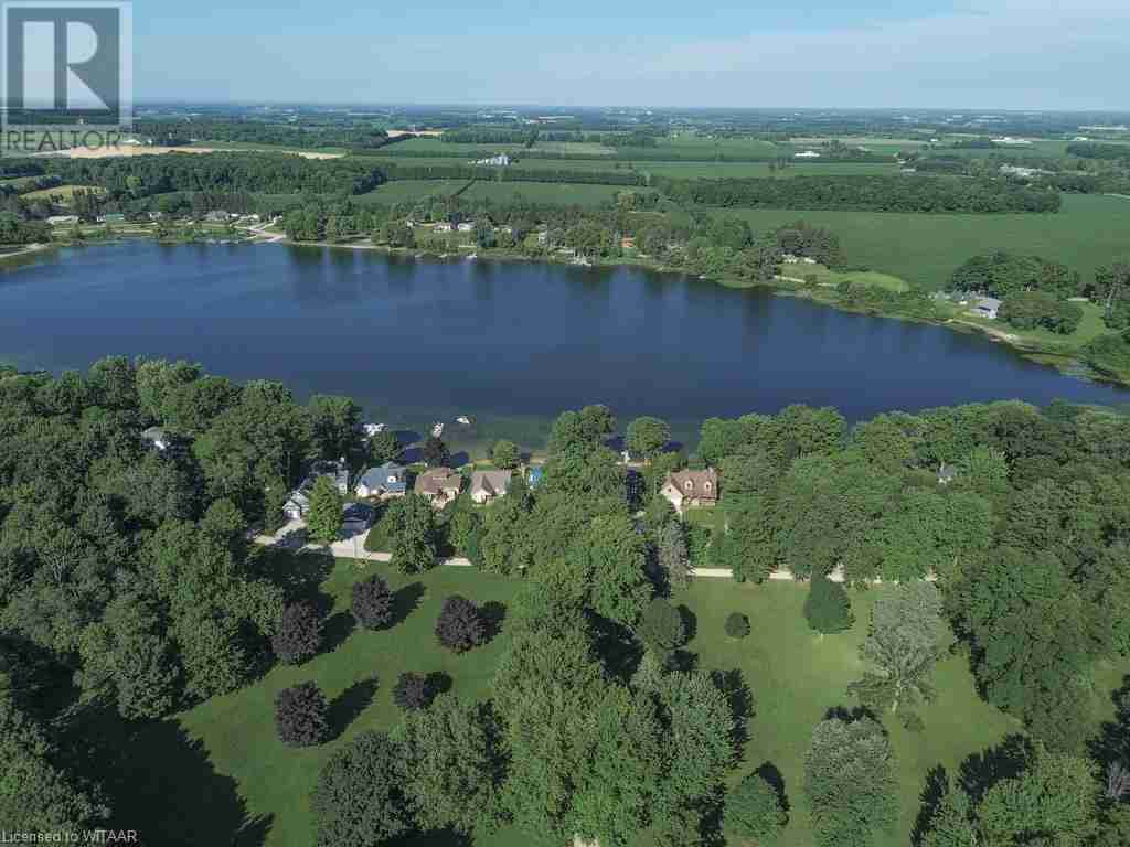 305 MANK Private Lakeside