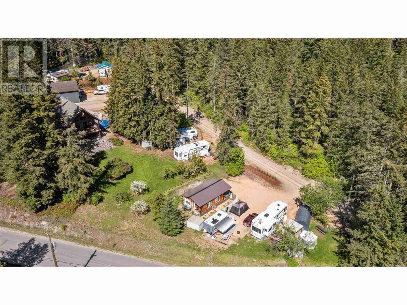 645 Badger Road Tappen / Sunnybrae