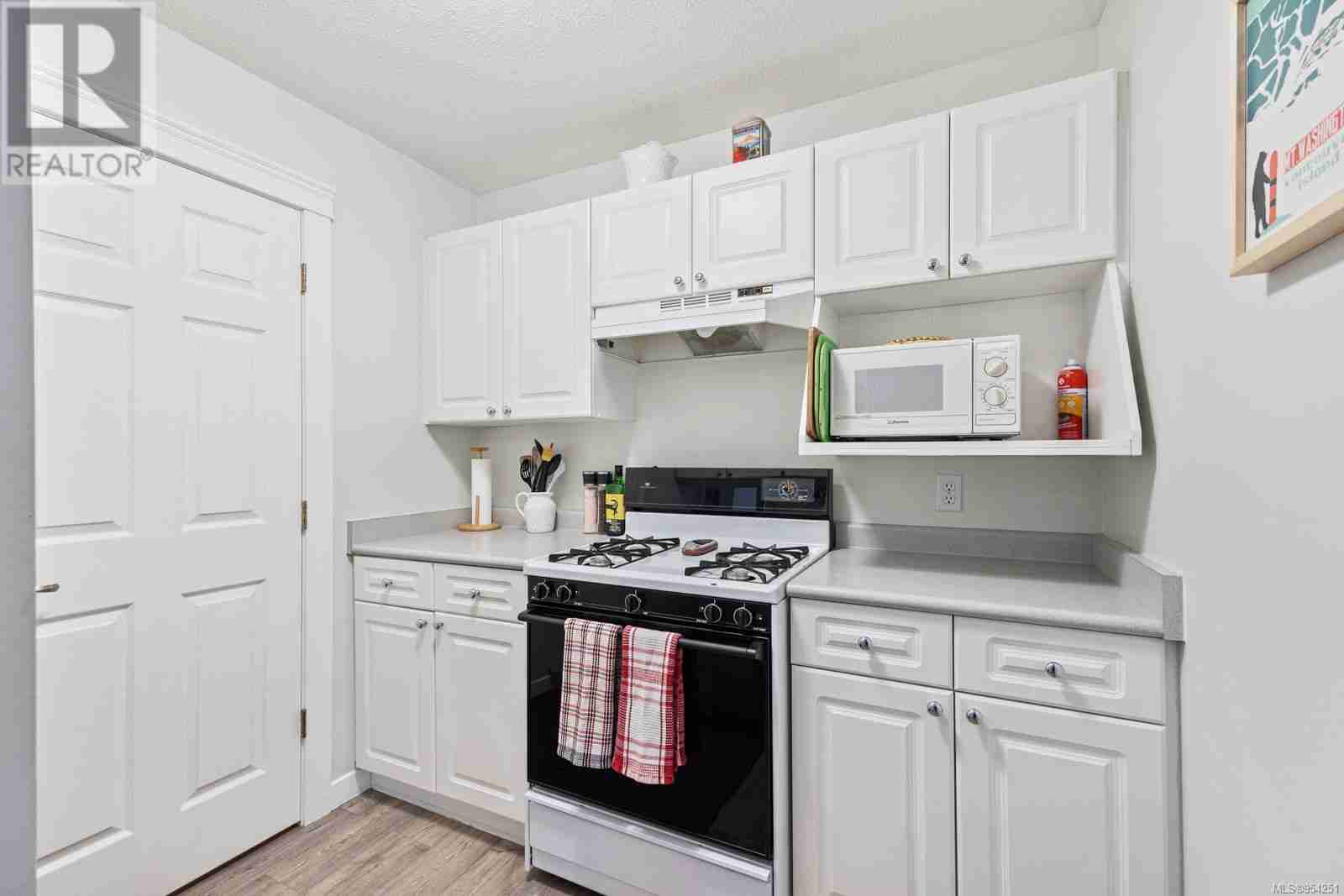 305 1105 Henry Rd PTARMIGAN RIDGE