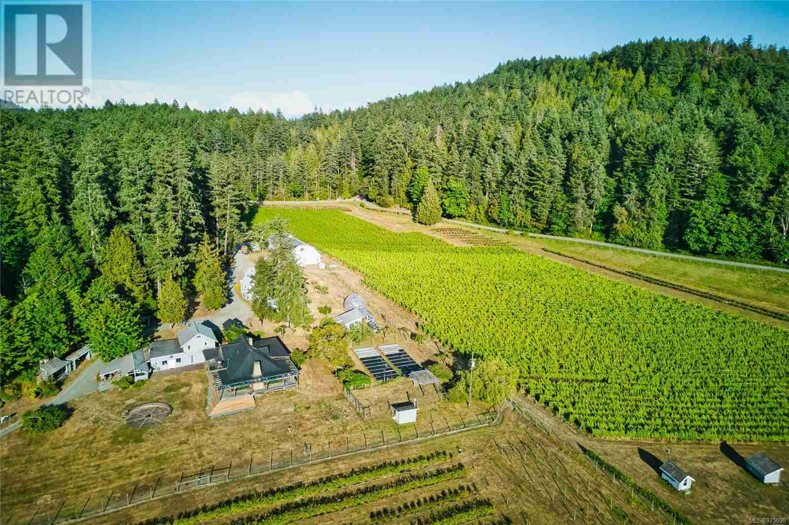 3200 Clam Bay Rd Pender Island