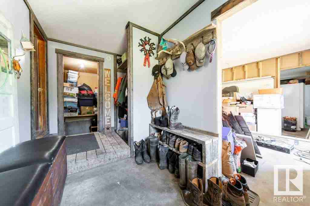 53312 Range Road 105 None