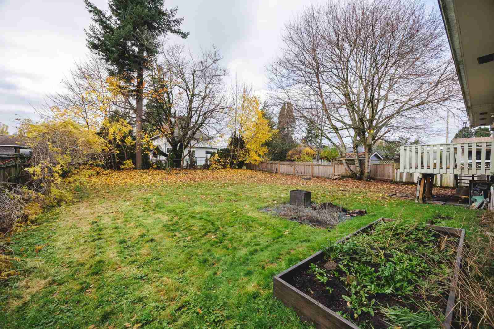8585 HOWARD CRESCENT