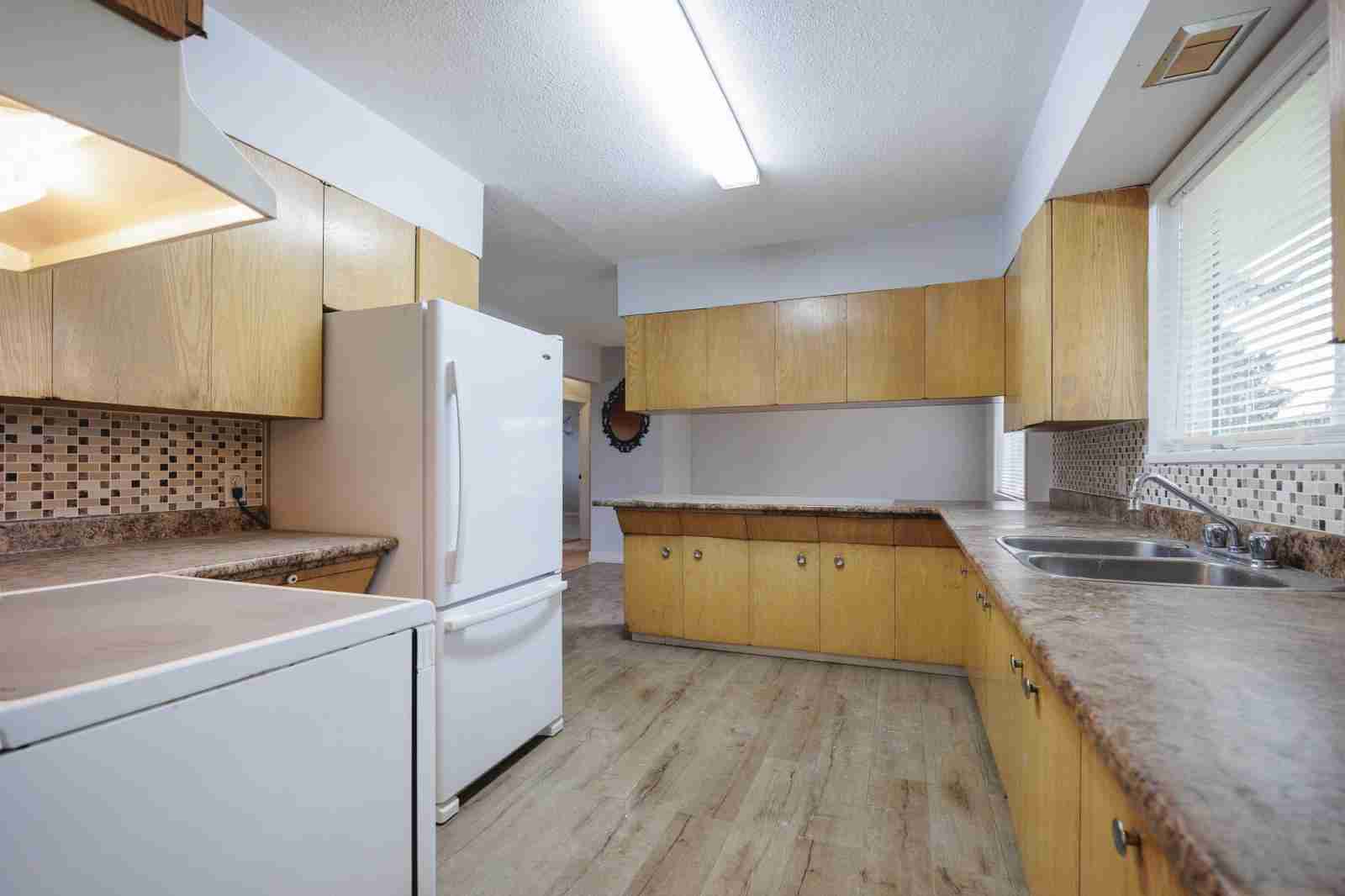 8585 HOWARD CRESCENT