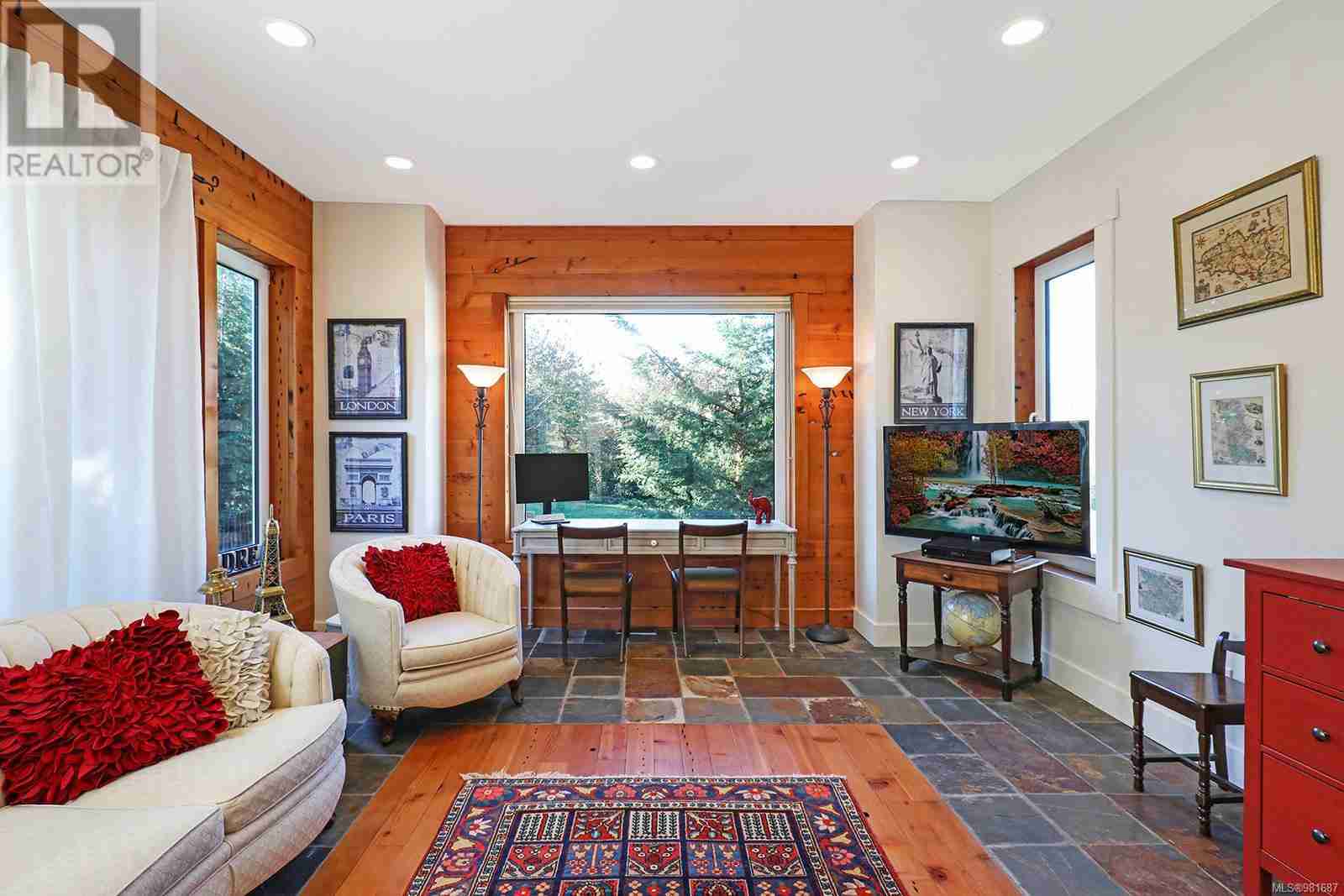 1107 Kye Bay Rd Comox Peninsula