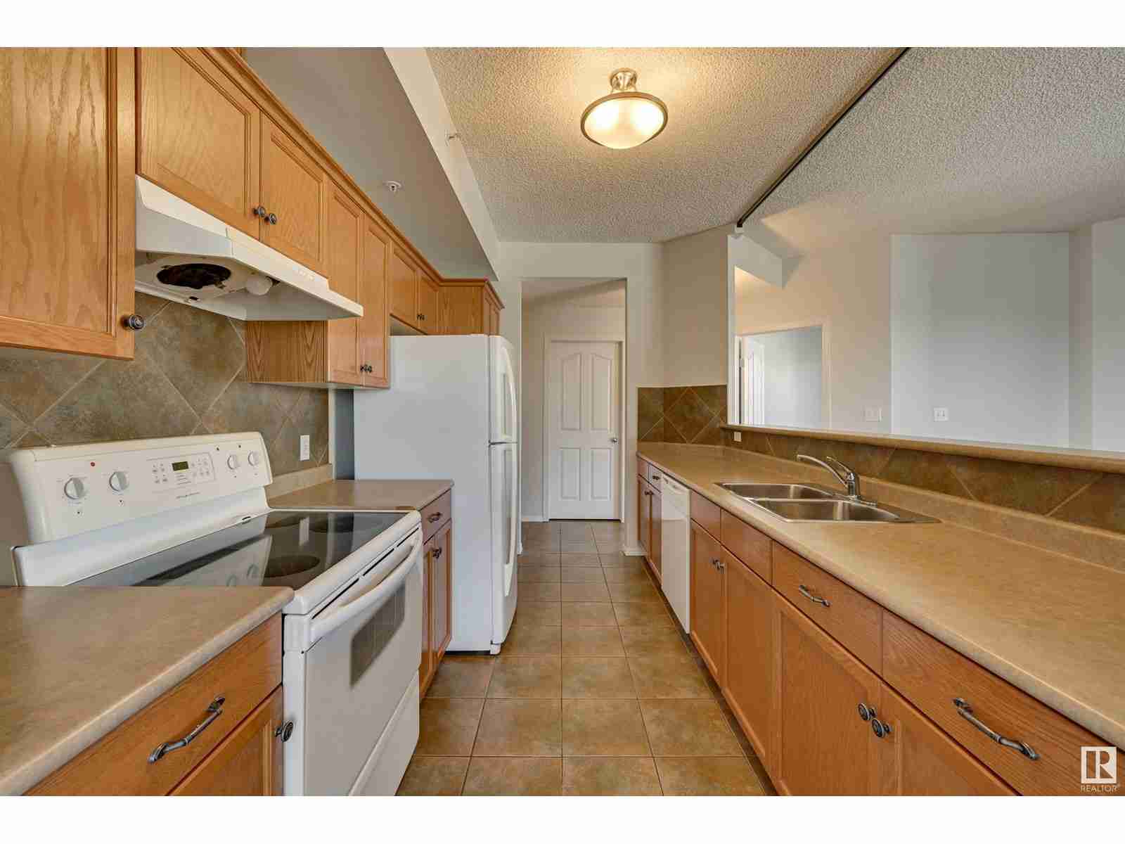 #804 9707 105 ST NW Downtown (Edmonton)