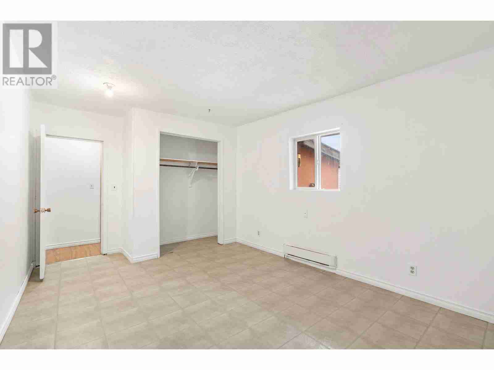 5768 Highway 97 N Highway Salmon Vly / Falkland