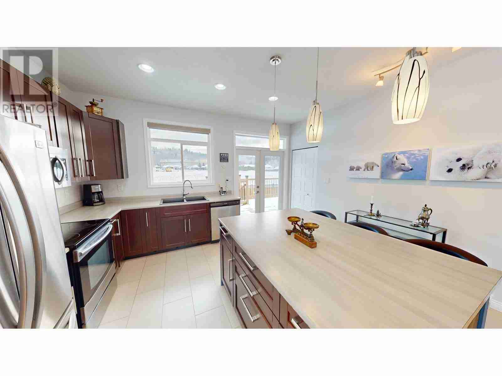 195 NICKEL RIDGE AVENUE