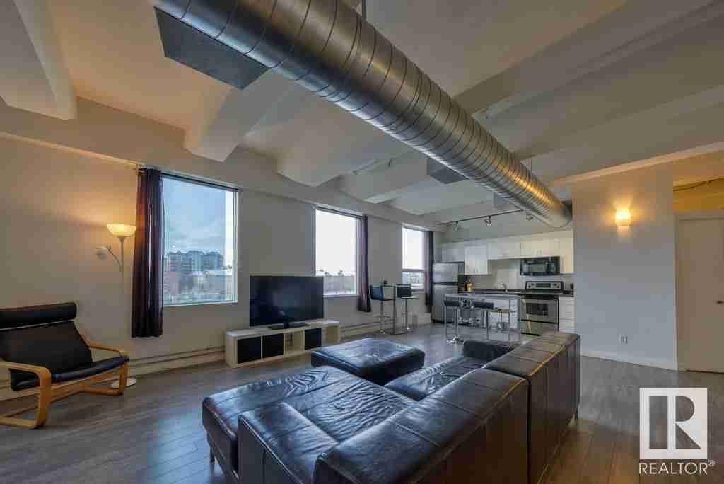 #302 10105 109 ST NW Downtown (Edmonton)