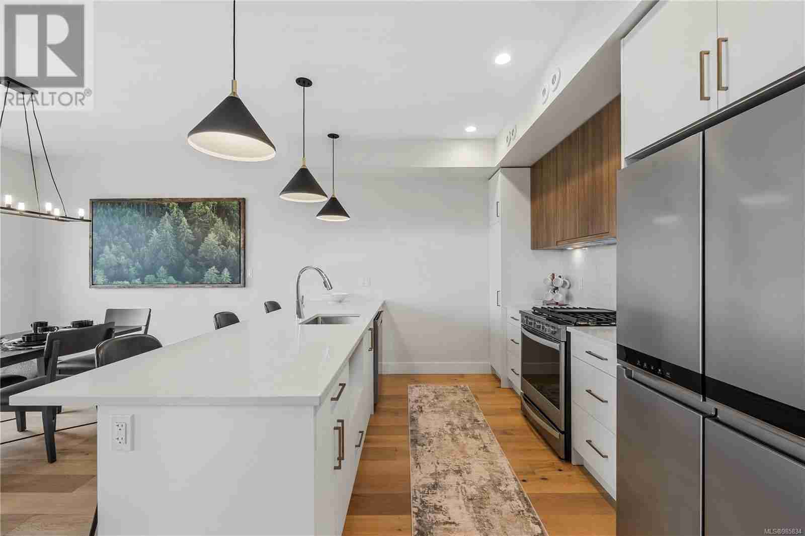 21A 387 Arizona Dr Atlin Community