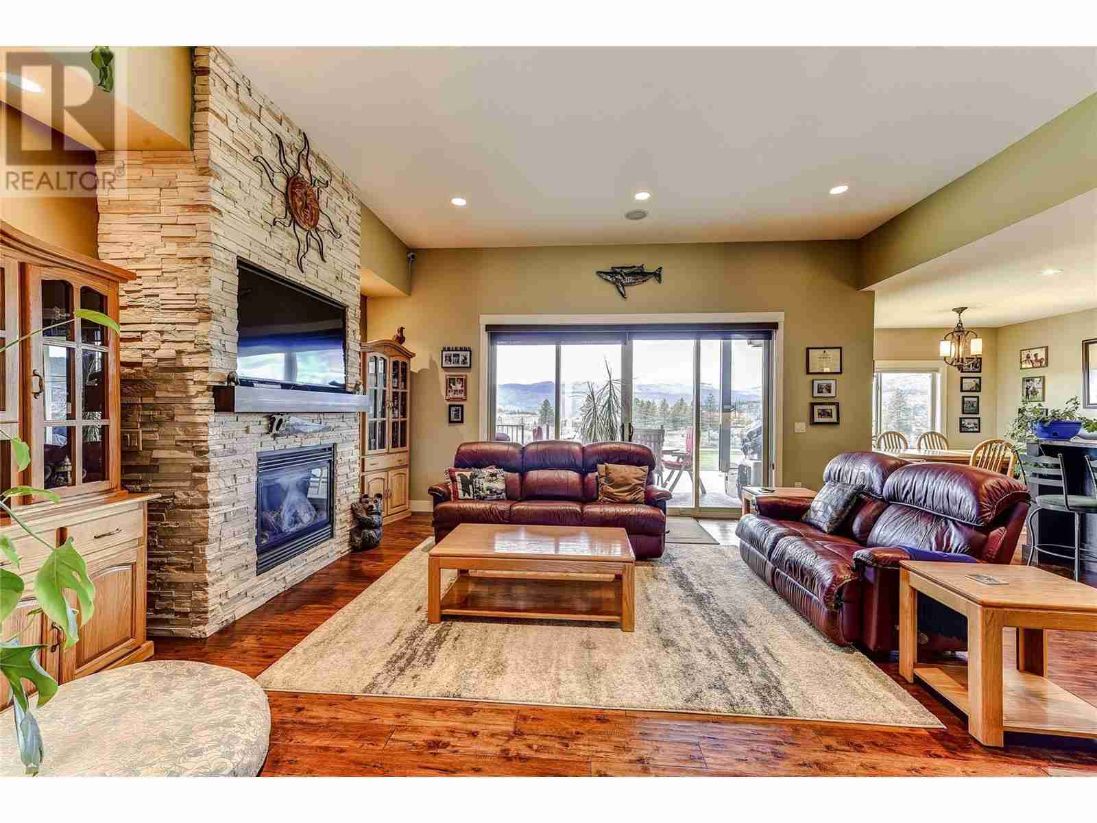 12435 Oyama Road Lake Country East / Oyama