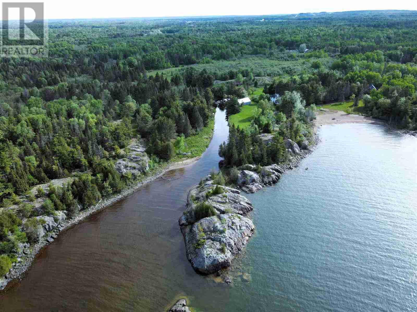 35 Pine Ridge RD