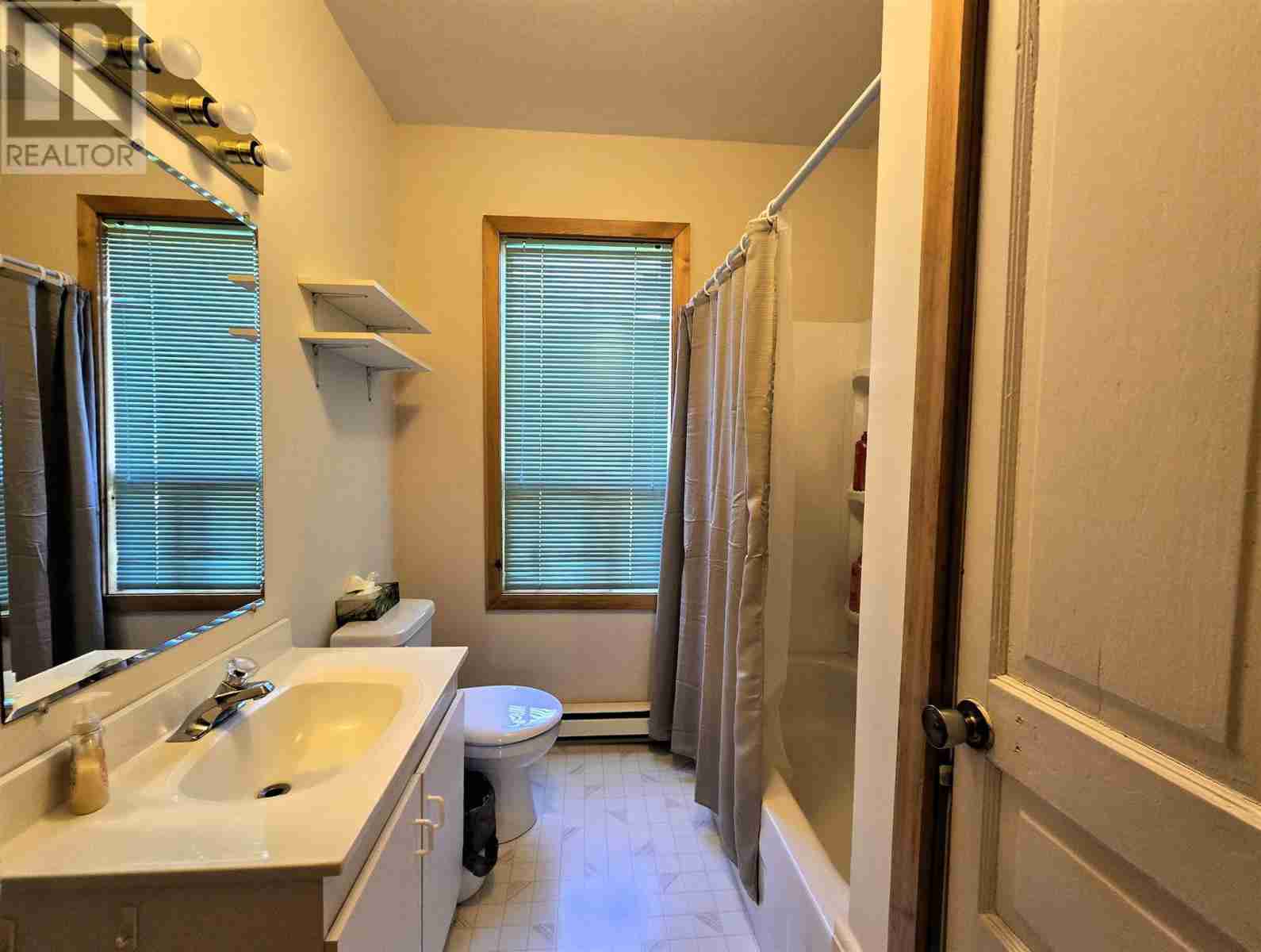 35 Pine Ridge RD