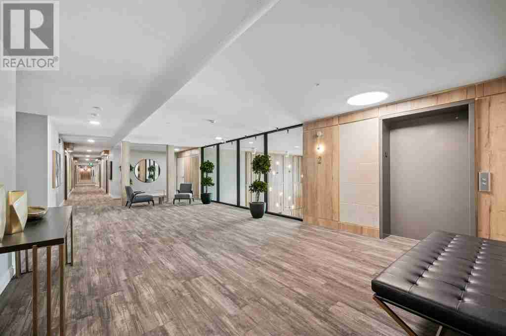 310, 255 Les Jardins Park SE Douglasdale/Glen
