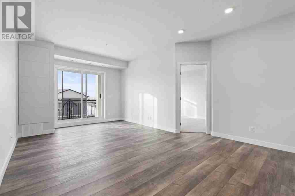 320, 255 Les Jardins Park SE Douglasdale/Glen
