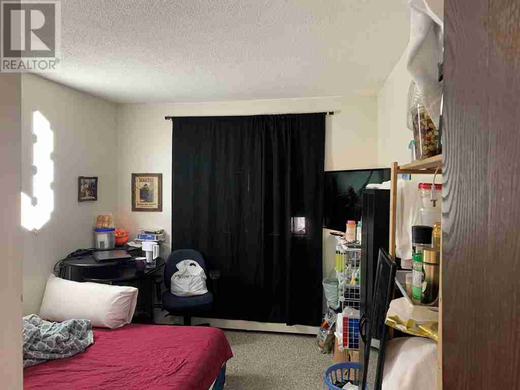 211, 5317 5 Avenue Edson