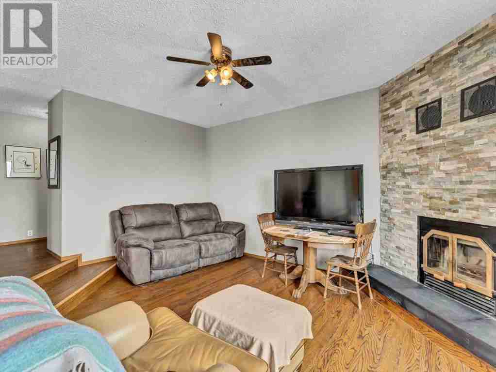 17, 151025 HWY 542