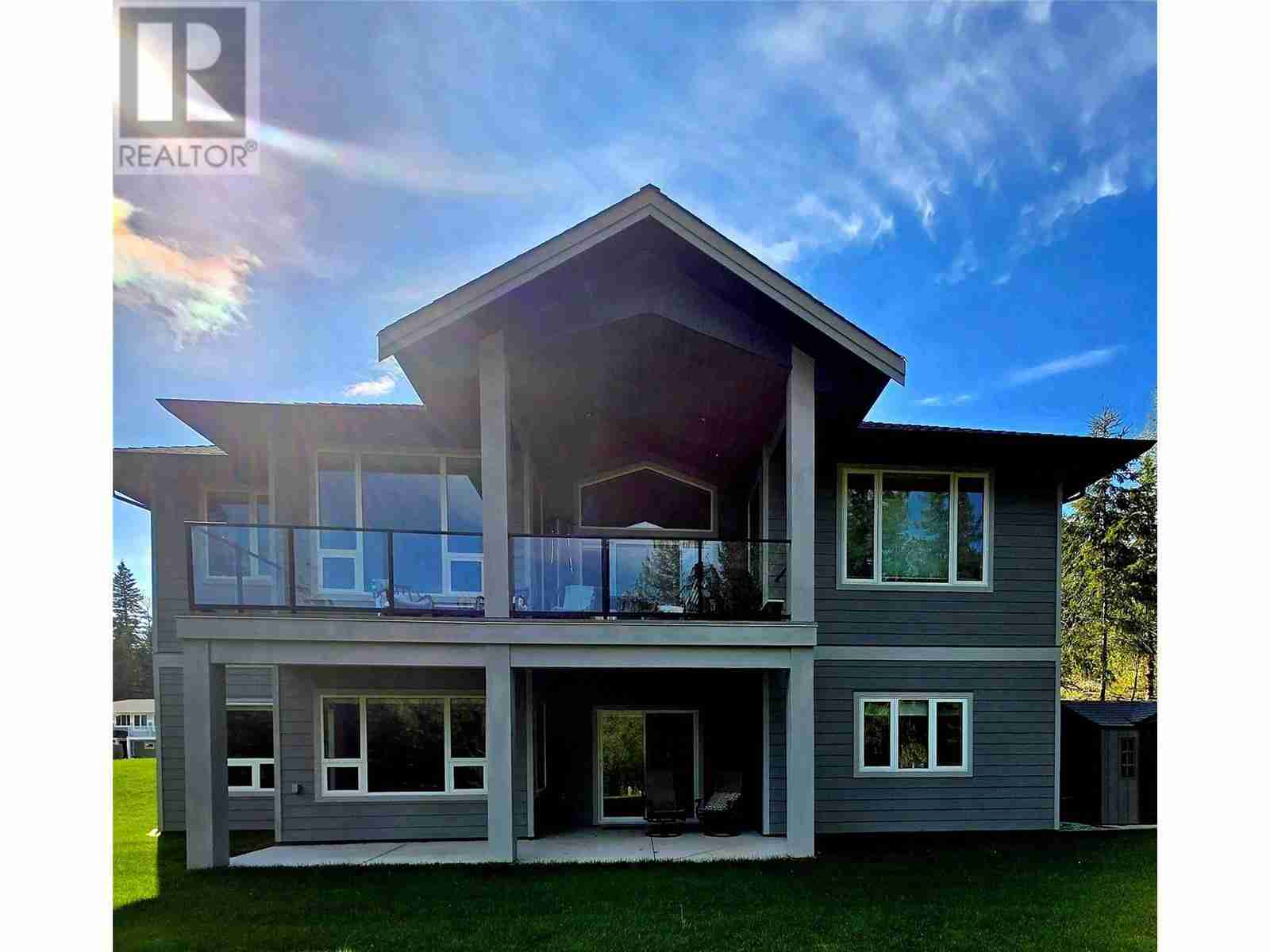 2538 Valley Place Blind Bay