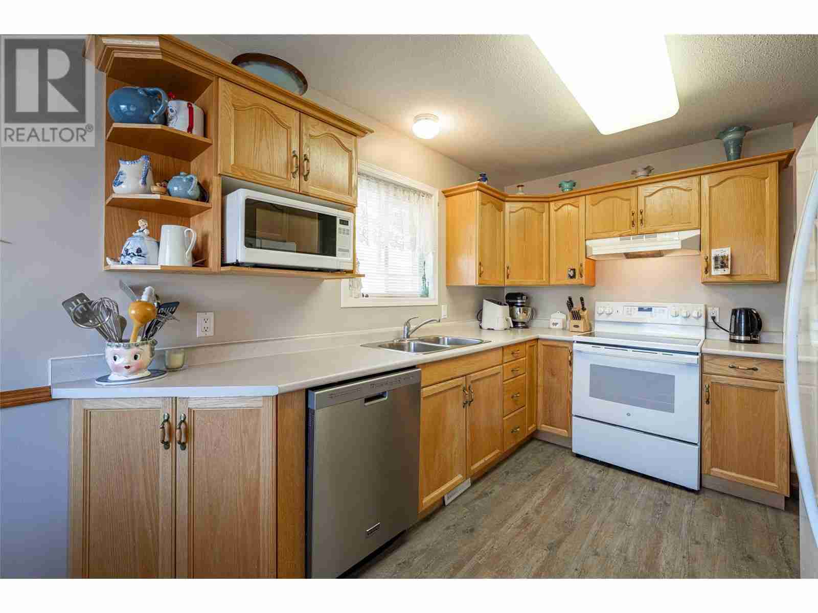 201 Kildonan Avenue Unit# 4 Enderby / Grindrod