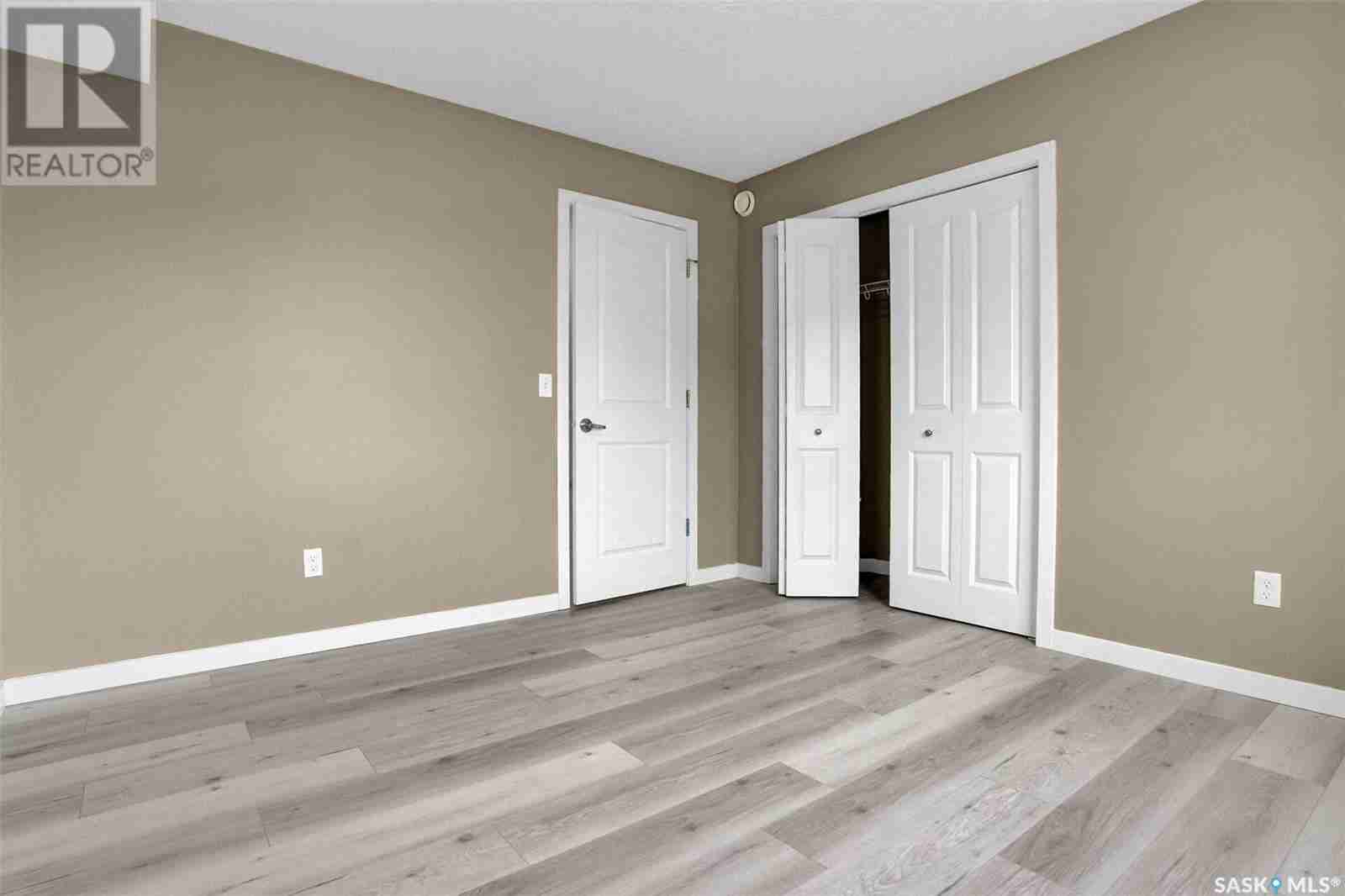 69 5537 Blake CRESCENT Lakeridge Addition
