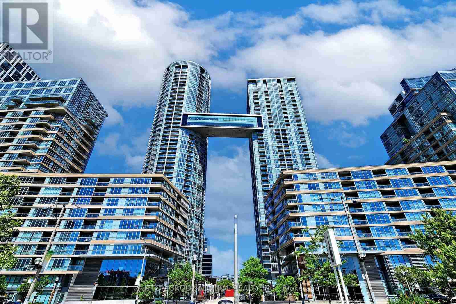 1703 - 21 ICEBOAT TERRACE
