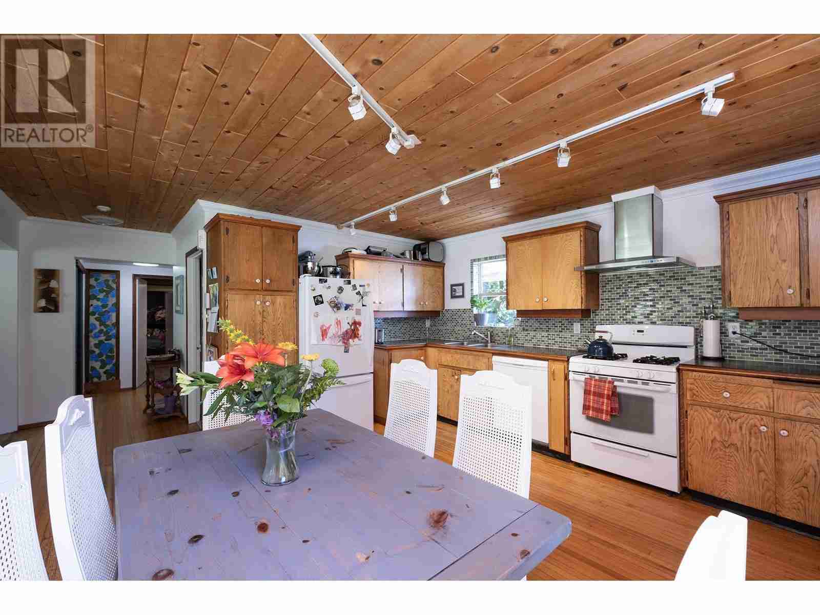 507 PARKER ROAD