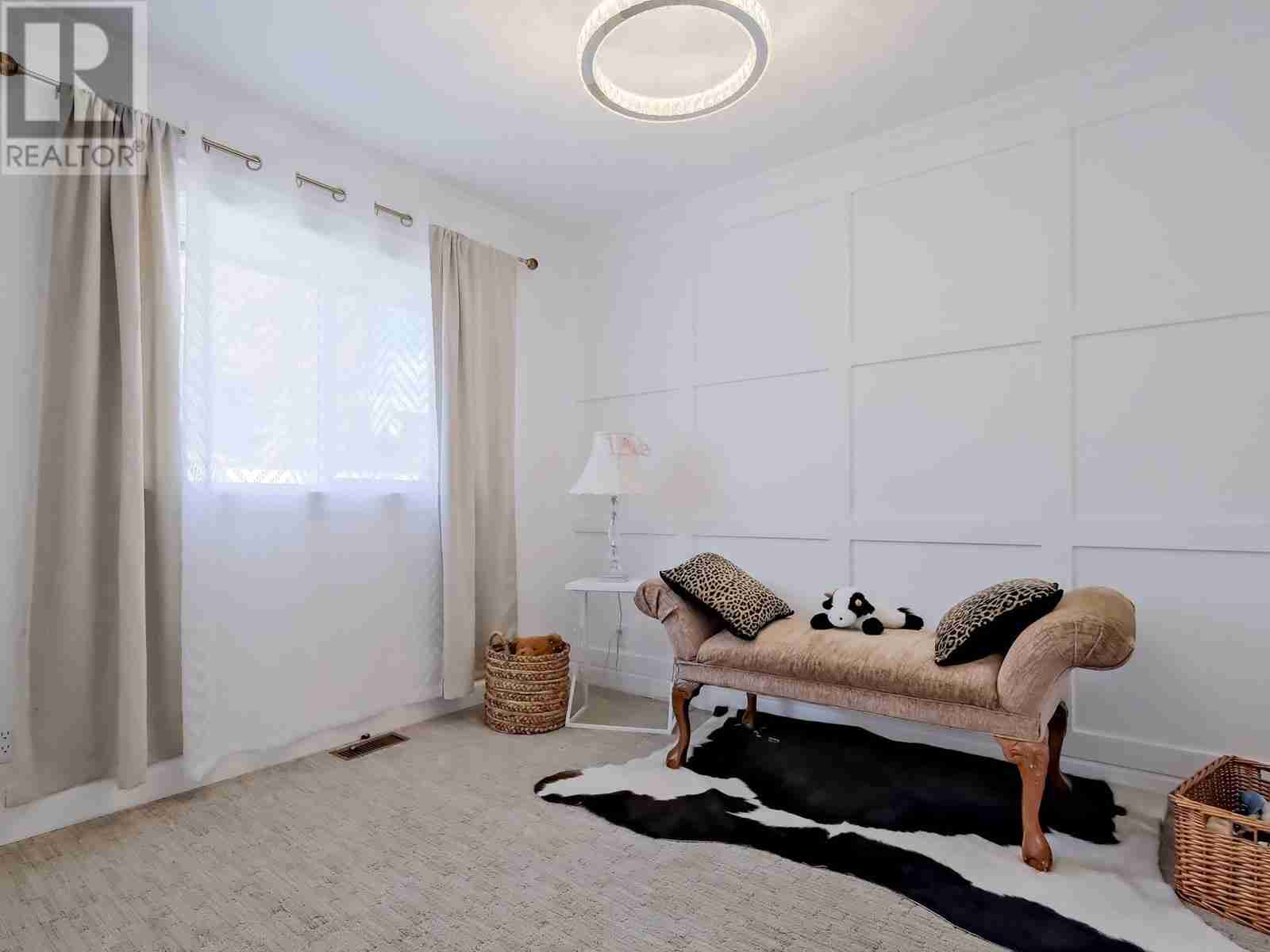 112 UPLANDS Place Uplands/Redlands