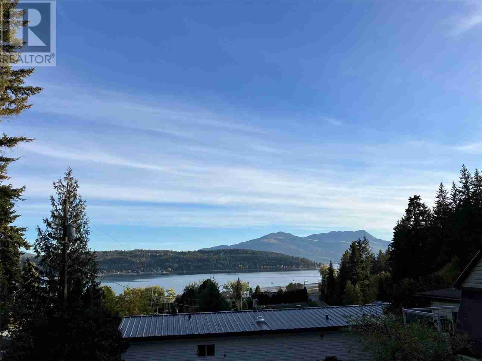 3959 Sunnybrae Canoe Point Road Unit# 4 Tappen / Sunnybrae
