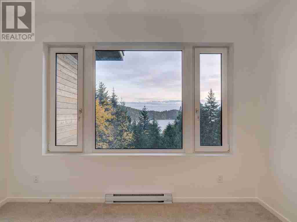 971 MARINE DRIVE