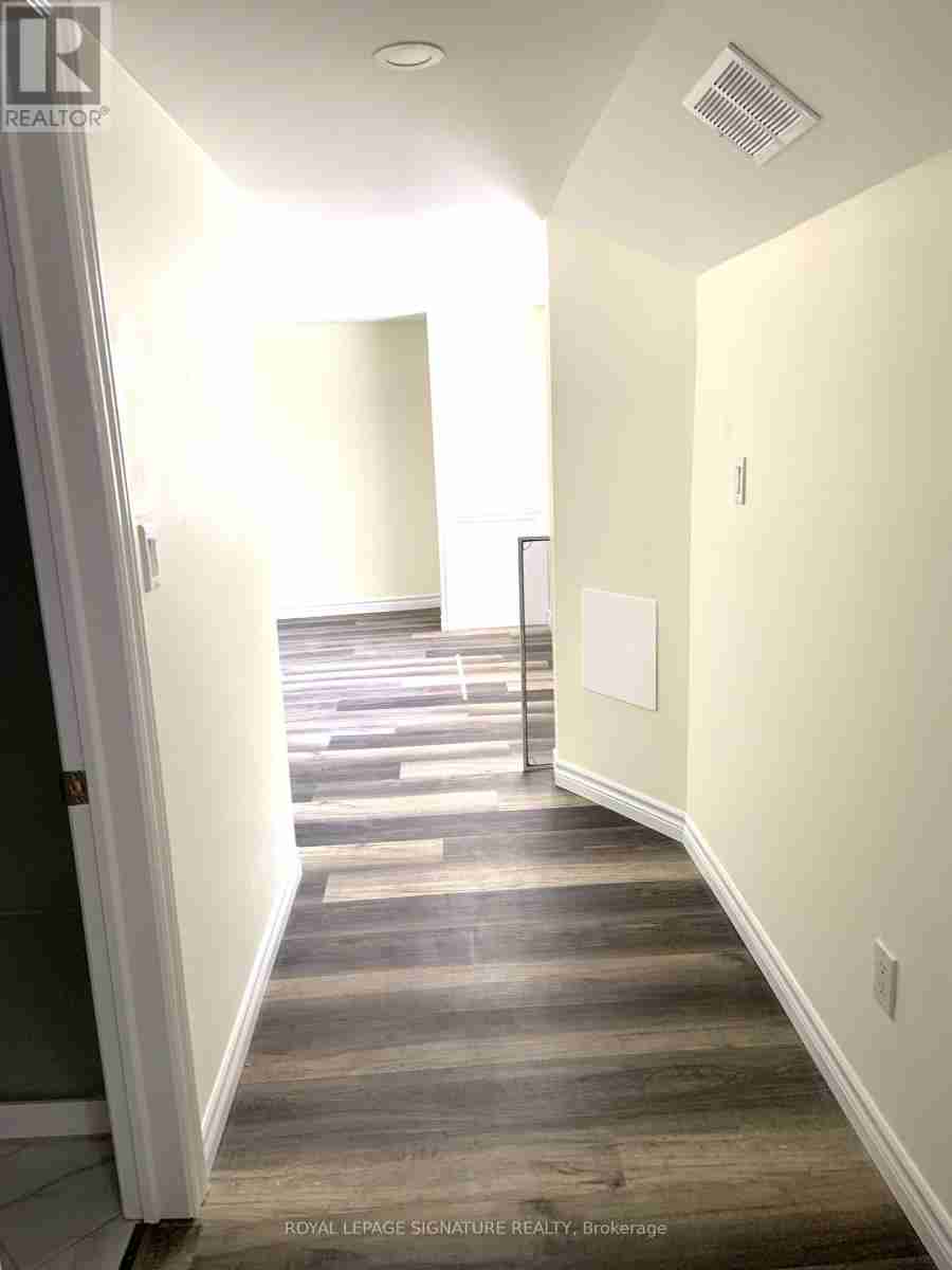 303 JAMES STREET E