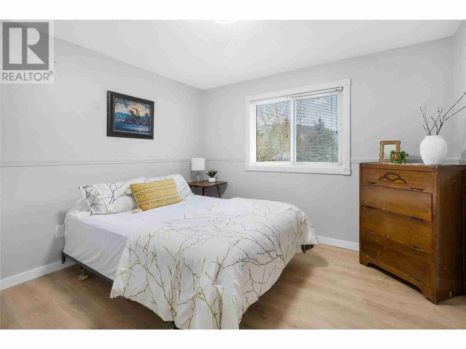 271 28 Street NE NE Salmon Arm