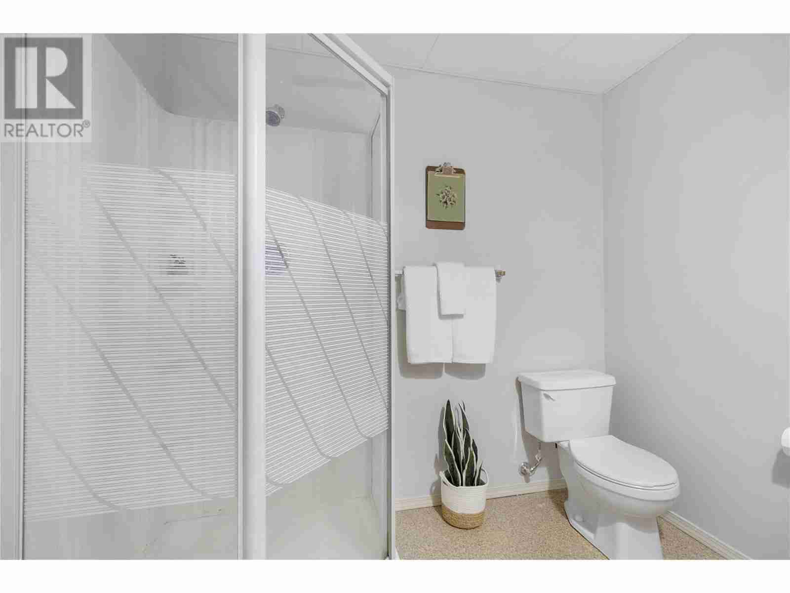 271 28 Street NE NE Salmon Arm