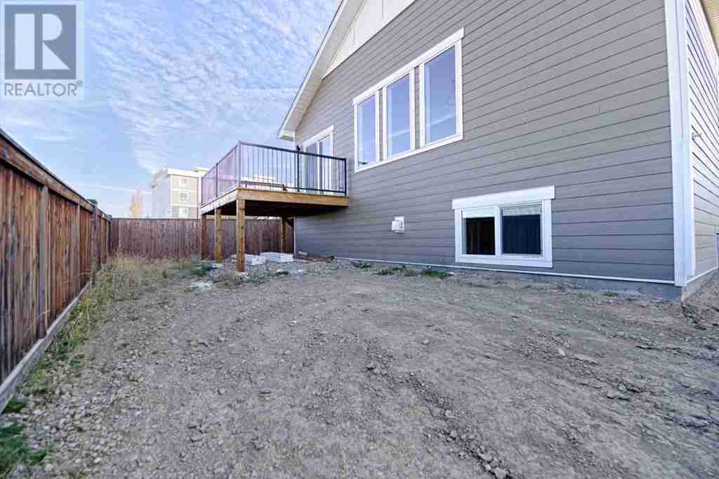 375 Skeena Crescent W Garry Station