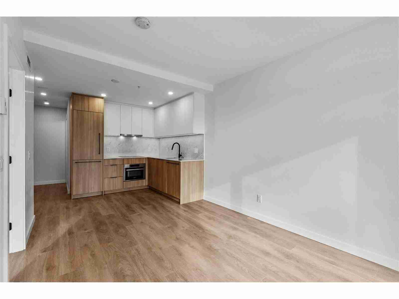 1707 13685 102 AVENUE