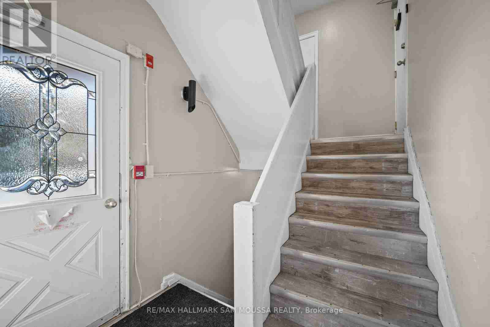 329 RICHELIEU AVENUE