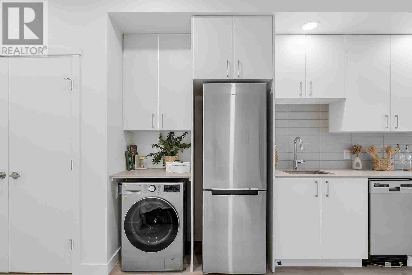 1111 Frost Road Unit# 304 Upper Mission