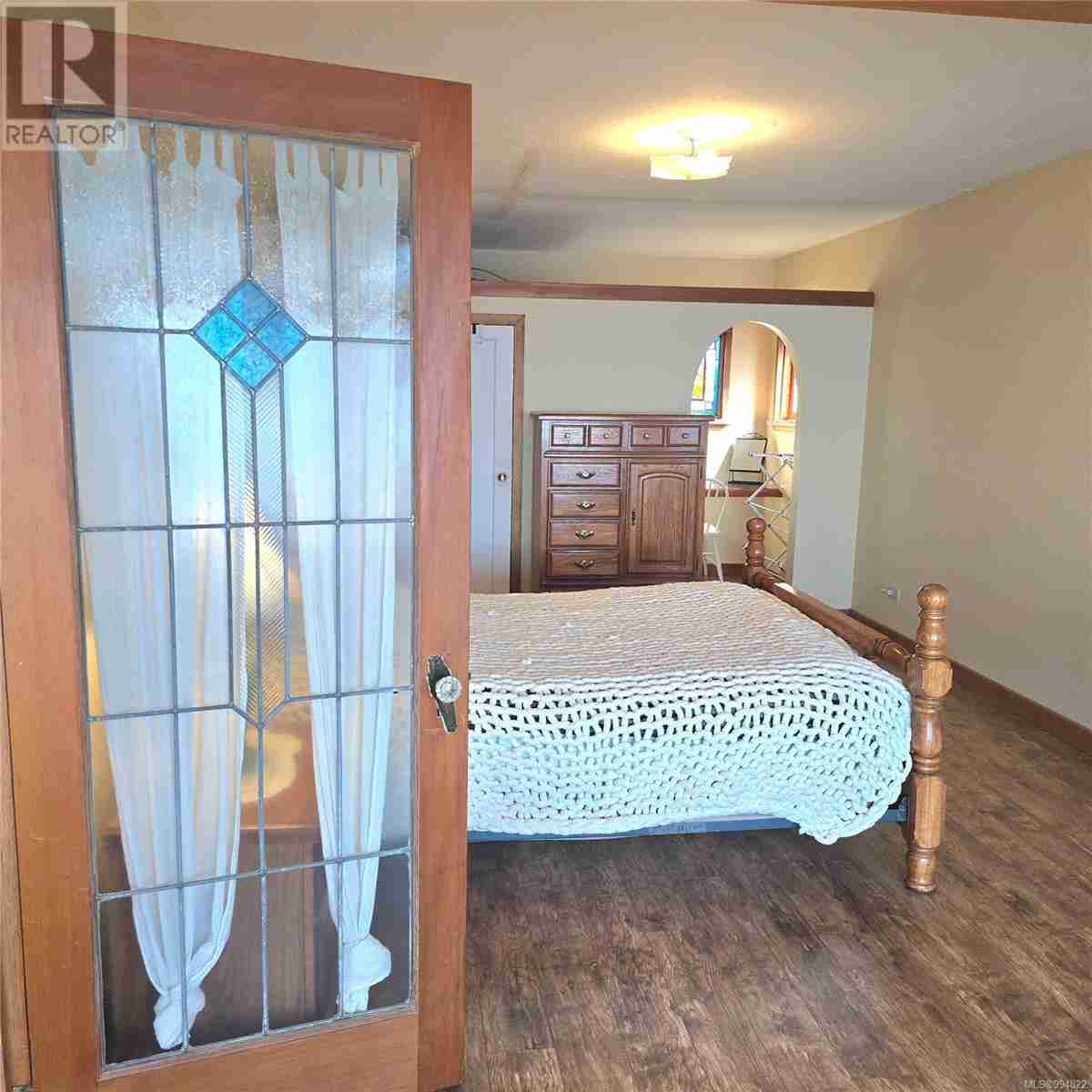 220 1ST St Sointula