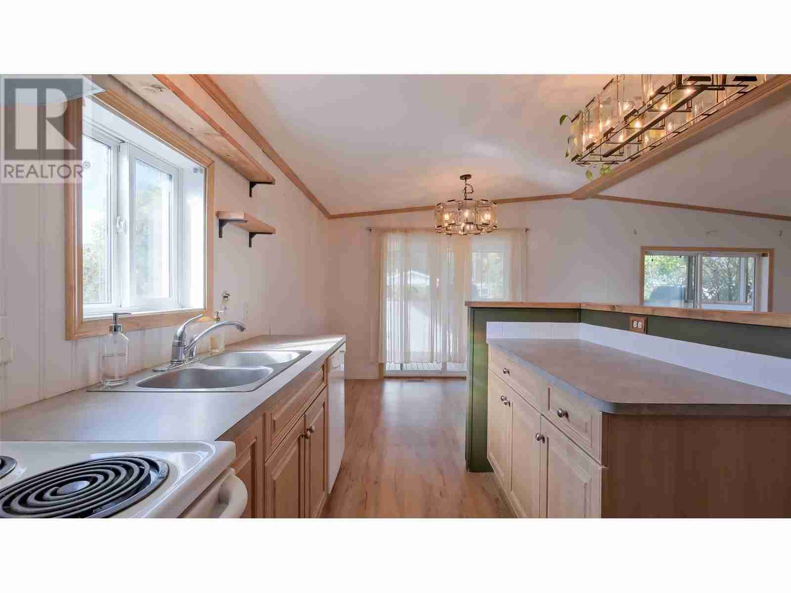 2035 Boucherie Road Unit# 116 Lakeview Heights