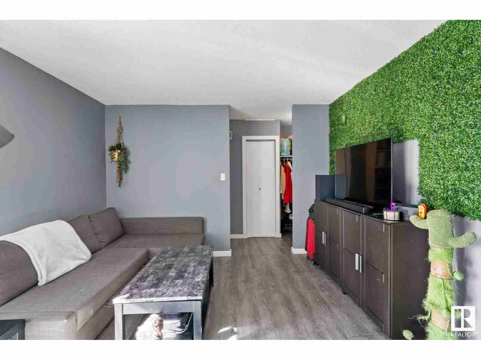 #306 8310 JASPER AV NW Cromdale