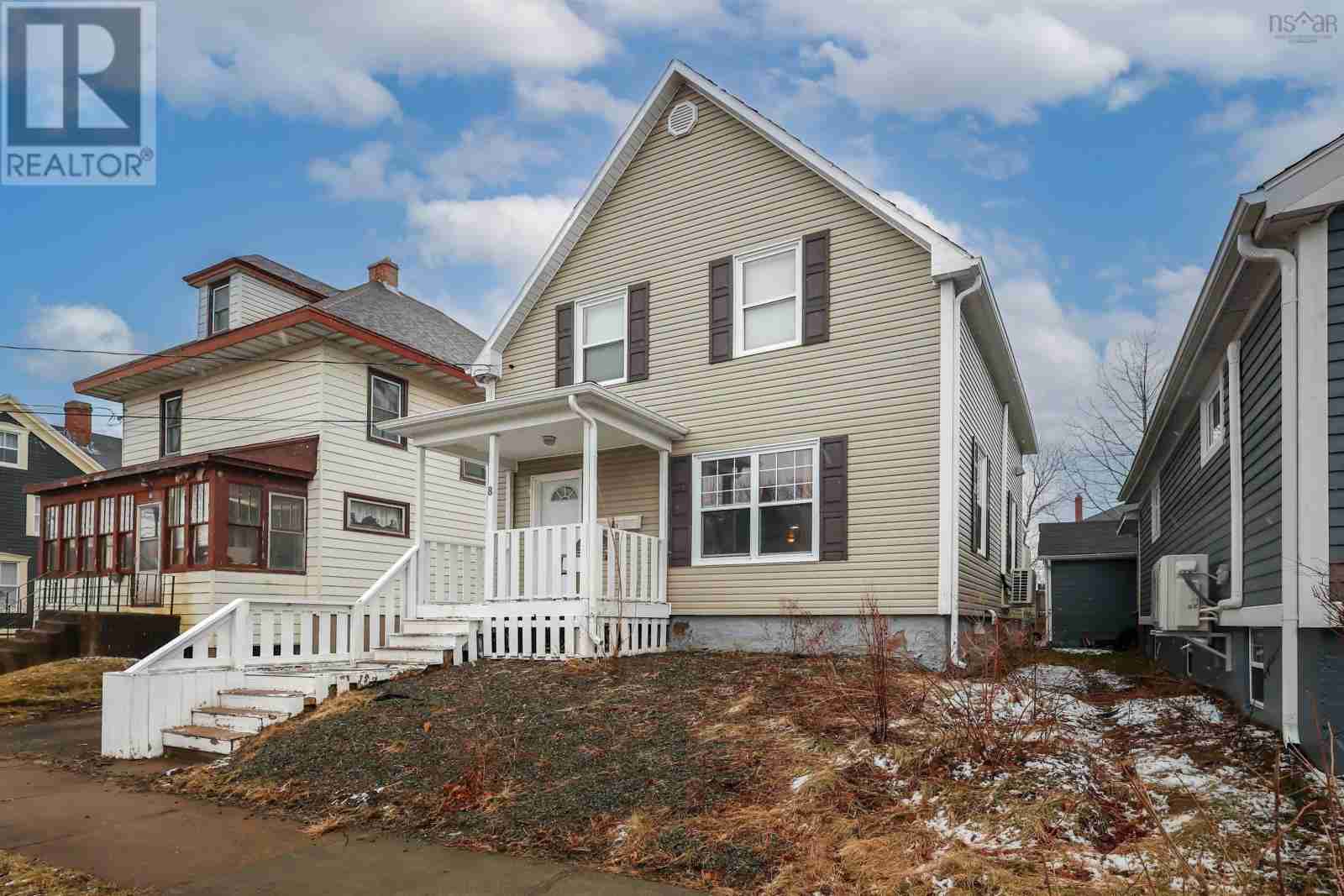 8 Campbell Street
