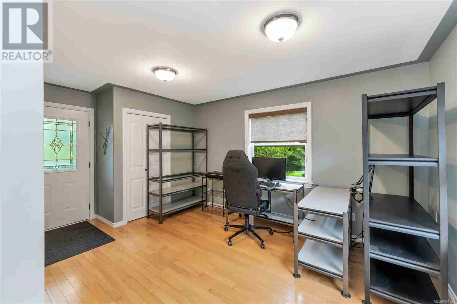 1959 Ingot Dr Cobble Hill