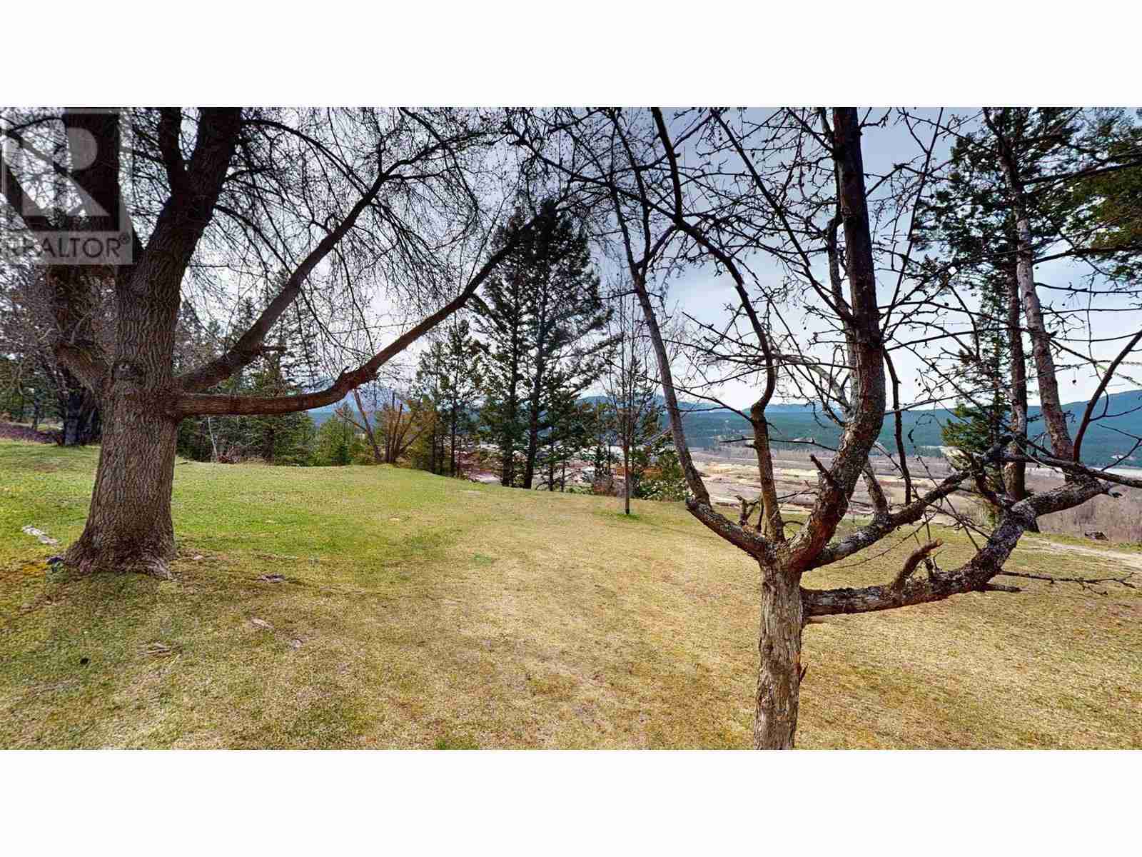 7319 Glacier Drive Radium Hot Springs