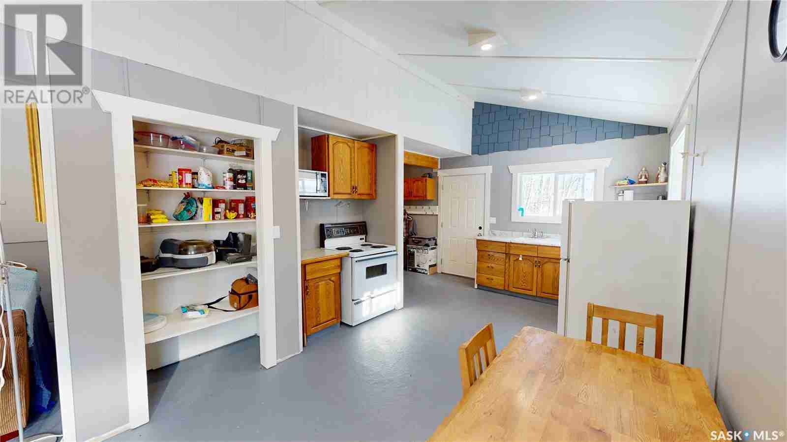 706 8th STREET