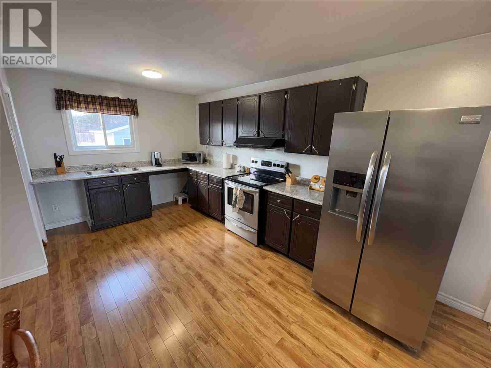 3 Mayor Avenue