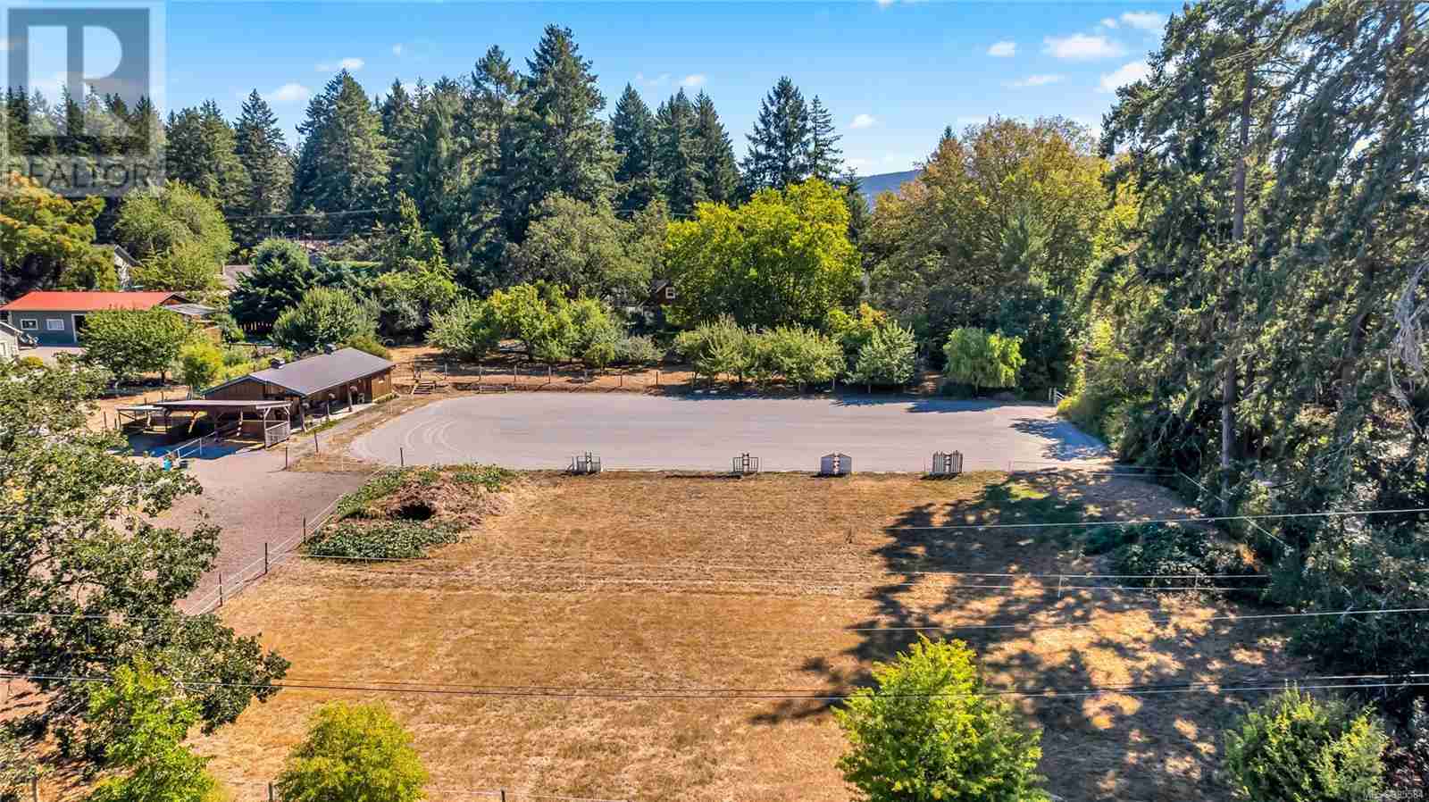 6140 Lakes Rd East Duncan