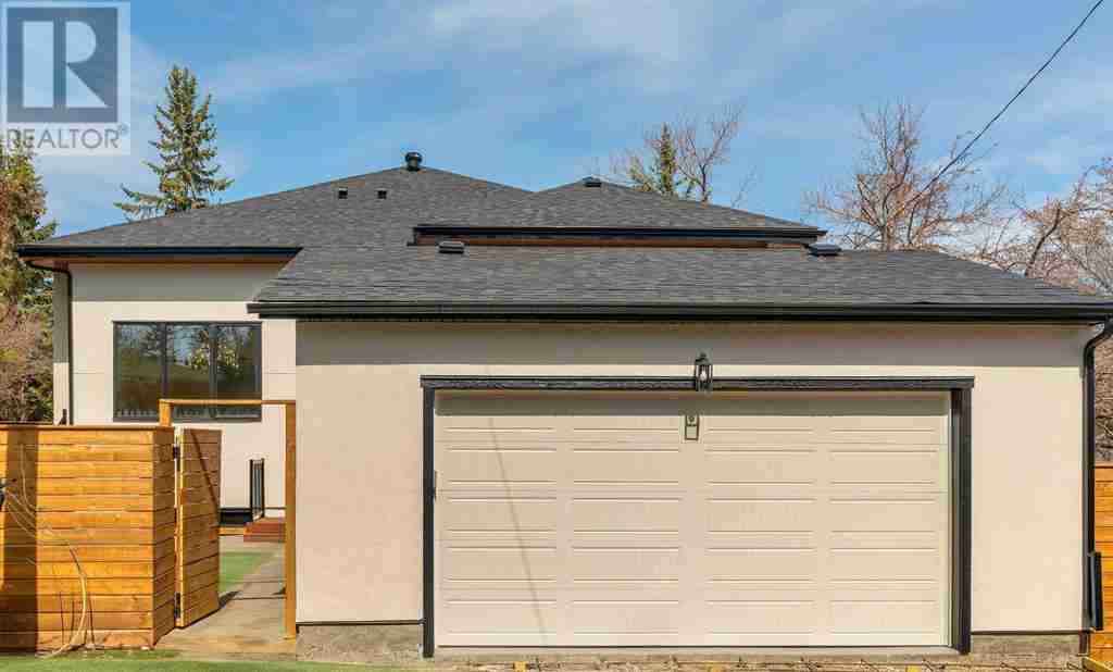 1027 39 Avenue NW Cambrian Heights
